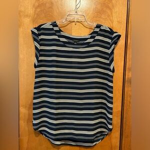 Ann Taylor Blouse. Medium. New with Tags